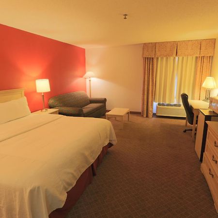 Days Inn By Wyndham Calumet Park Εξωτερικό φωτογραφία