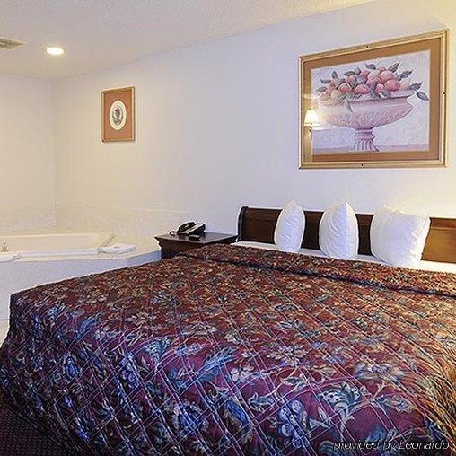 Days Inn By Wyndham Calumet Park Εξωτερικό φωτογραφία