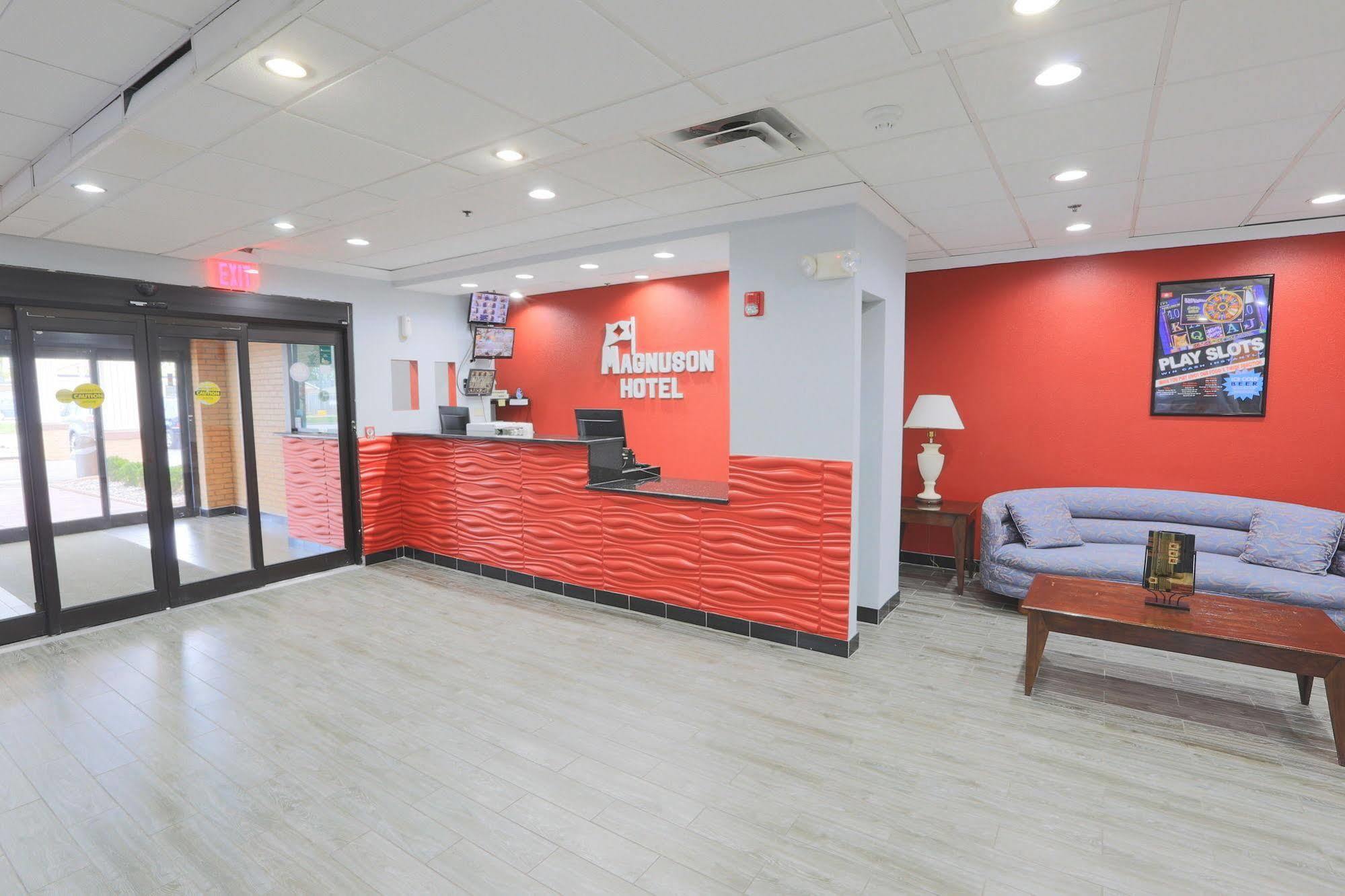Days Inn By Wyndham Calumet Park Εξωτερικό φωτογραφία